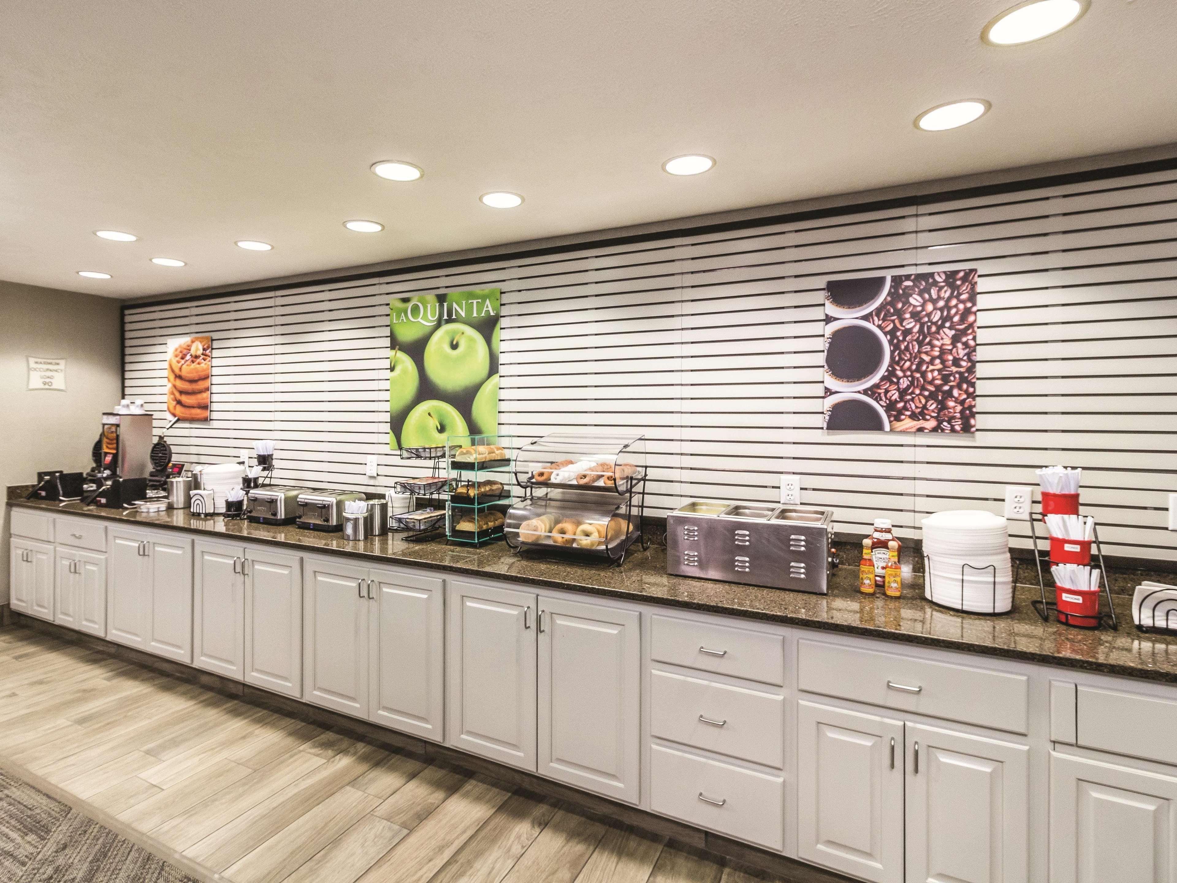 Hotel La Quinta By Wyndham Fargo-Medical Center Zewnętrze zdjęcie
